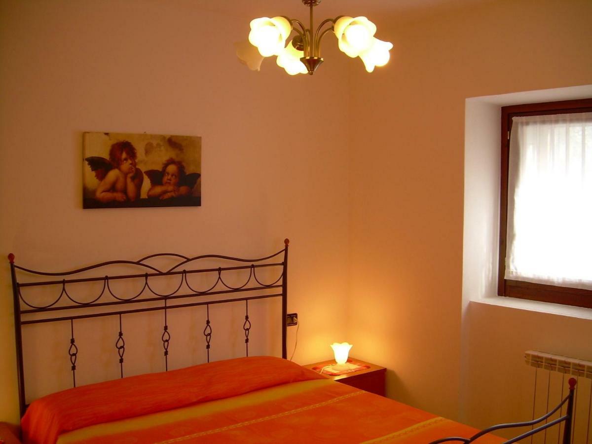 Residenza Antica Corte Villa Picta Buglio in Monte Exterior foto